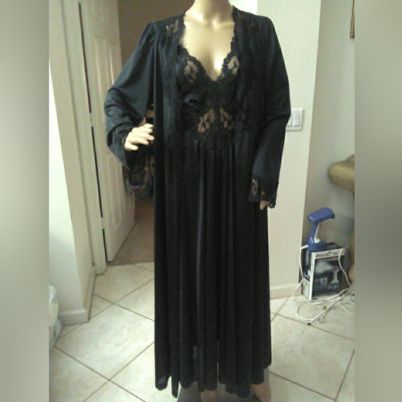 lorraine Other - VINTAGE 1980s LORRAINE LINGERIE SET Luxurious Black Lace MAXI W/ ROBE PTP 15-19